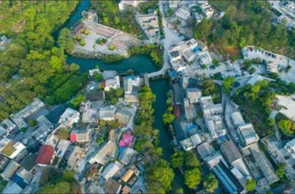 近日，浙江省財(cái)政廳、浙江省生態(tài)環(huán)境廳發(fā)布公告，提前下達(dá)2025年省生態(tài)環(huán)境保護(hù)專項(xiàng)資金，本次下達(dá)資金6.8億元。